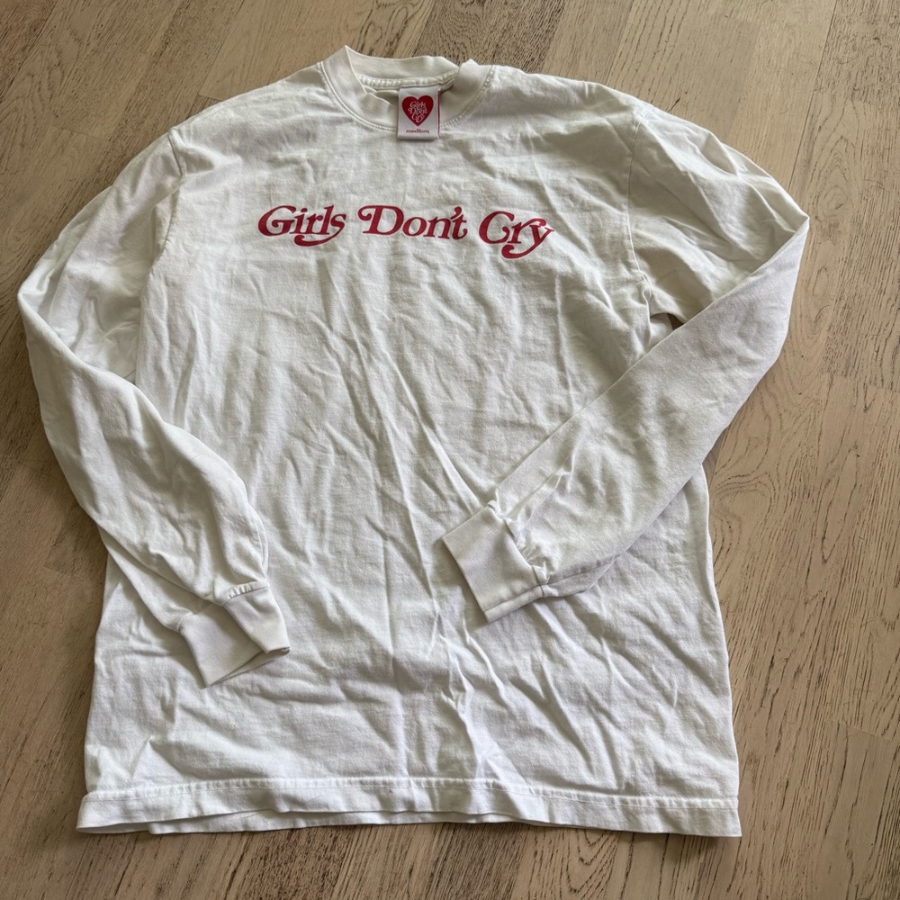 Girls don’t cry long sleeve
